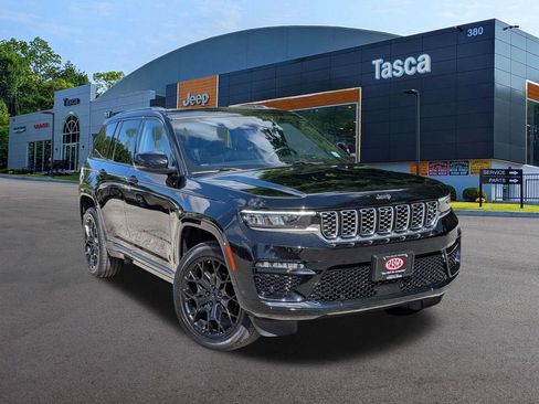 Used 2023 Jeep Grand Cherokee Summit AWD/4WD image 1