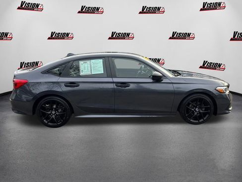 Used 2023 Honda Civic Sport image 4