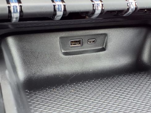 New 2027 GMC Terrain Elevation w/ Elevation Premium Package FWD image 10