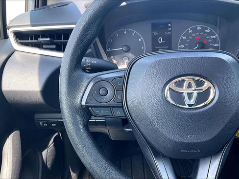 Used 2024 Toyota Corolla LE FWD image 24
