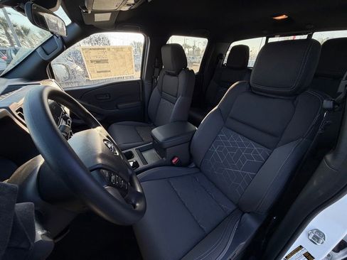 New 2026 Nissan Frontier SV image 12