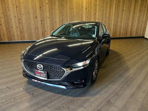 Used 2020 MAZDA MAZDA3 AWD Sedan w/ Preferred Package image 3