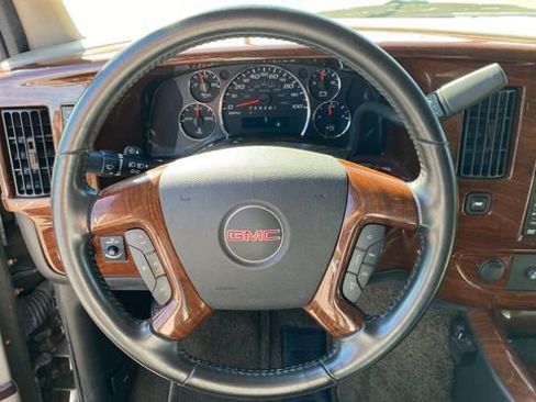 Used 2013 GMC Savana 2500 Extended RWD image 16