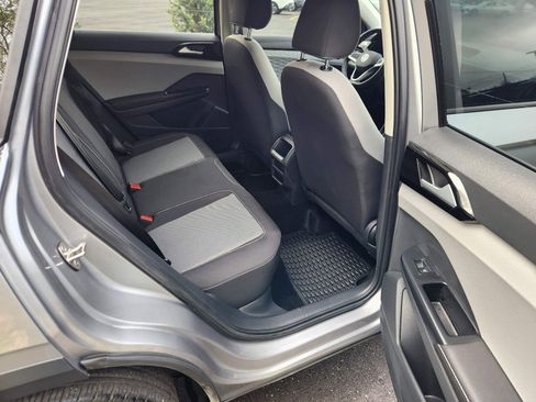 Certified 2024 Volkswagen Taos S image 15