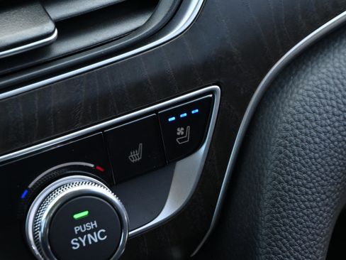 Used 2021 Honda Accord Touring image 41