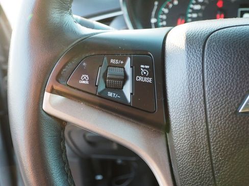 Used 2022 Chevrolet Trax LT w/ Driver Confidence Package image 26