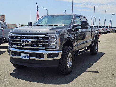 New 2026 Ford F250 Lariat w/ Lariat Premium Package AWD/4WD image 4
