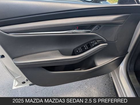 Certified 2025 MAZDA MAZDA3 s w/ Black Accent Package FWD image 10