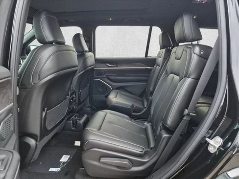 New 2026 Jeep Grand Cherokee L Limited AWD/4WD image 16