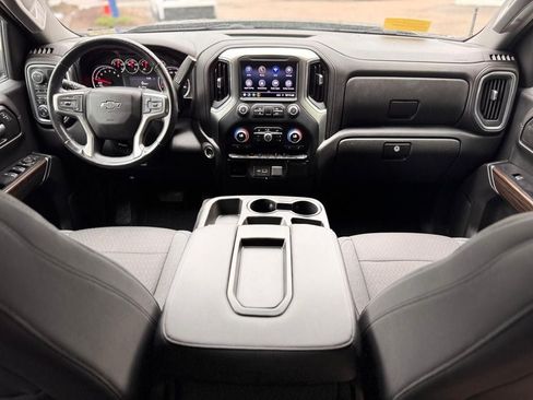 Used 2020 Chevrolet Silverado 1500 LT Trail Boss w/ Convenience Package AWD/4WD image 12