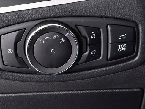 Used 2024 Ford Edge SEL w/ Sport Appearance Package image 32