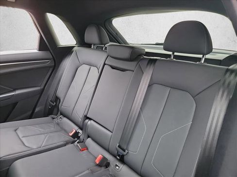 Used 2020 Audi Q3 2.0T Prestige w/ Prestige Package image 14