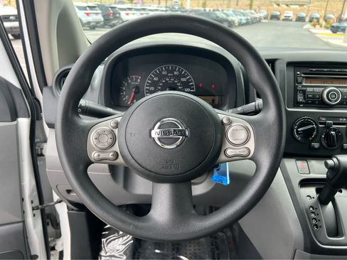 Used 2017 Nissan NV200 S w/ Cruise Control Package FWD image 31