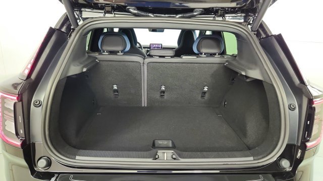 New 2026 Volvo EX30 Ultra w/ Protection Package Premier AWD/4WD image 37