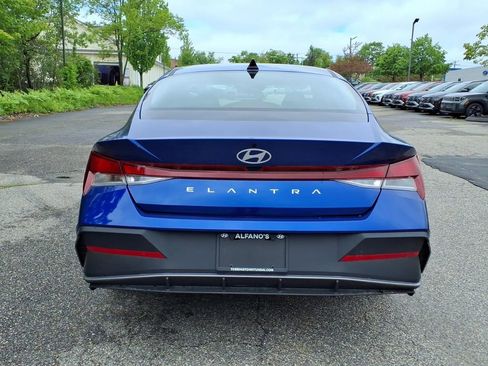 New 2026 Hyundai Elantra SE FWD image 5