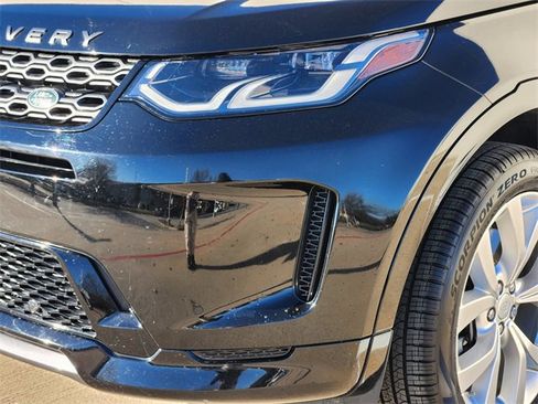 Used 2020 Land Rover Discovery Sport SE R-Dynamic image 8