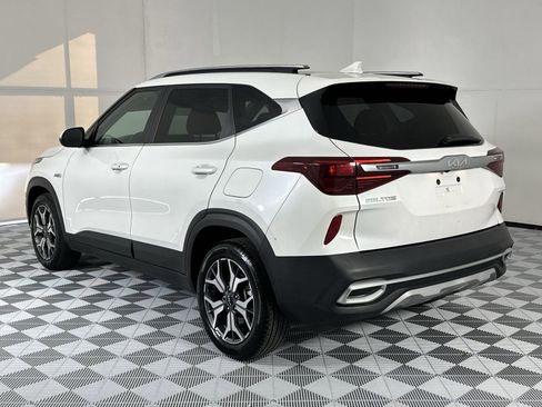 Used 2022 Kia Seltos EX AWD/4WD image 6
