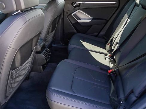 Used 2023 Audi Q3 2.0T Premium w/ Convenience Package image 21