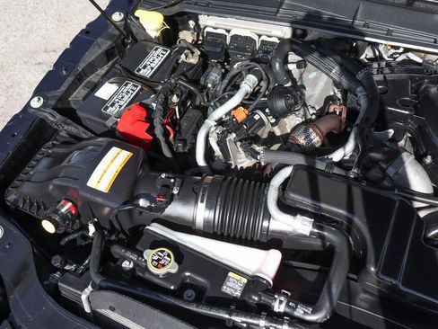 Used 2012 Ford F250 Lariat w/ Lariat Interior Pkg image 12