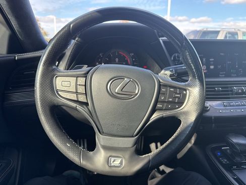 Used 2018 Lexus LS 500 F Sport image 11