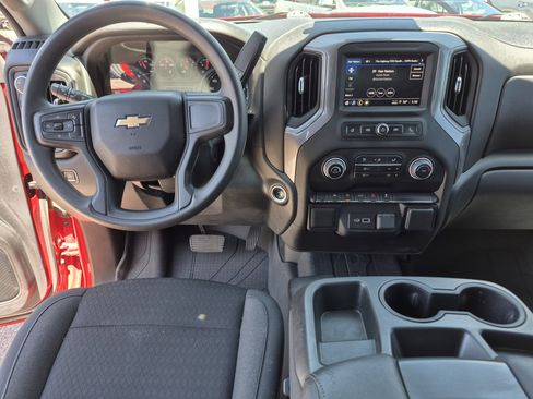 Used 2022 Chevrolet Silverado 1500 Custom AWD/4WD image 18