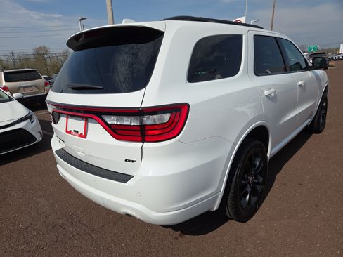 Used 2022 Dodge Durango GT AWD/4WD image 3
