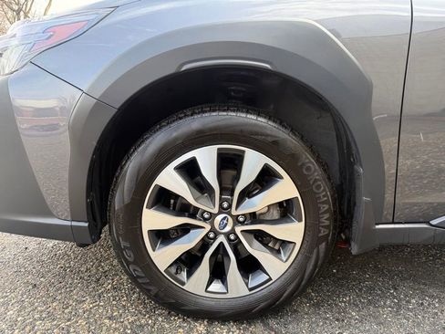 Used 2025 Subaru Outback Limited XT AWD/4WD image 11