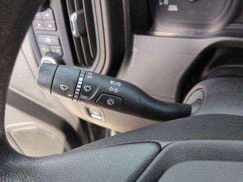 Used 2019 Chevrolet Silverado 1500 Custom Trail Boss AWD/4WD image 25
