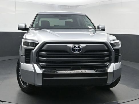 Used 2024 Toyota Tundra Limited AWD/4WD image 44
