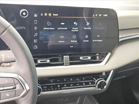 New 2026 Chevrolet Equinox LT w/ Convenience Package II image 12