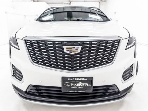 Used 2021 Cadillac XT5 Premium Luxury FWD image 10