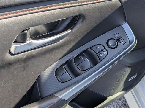 Used 2025 Nissan Sentra SR w/ SR Premium Package image 11