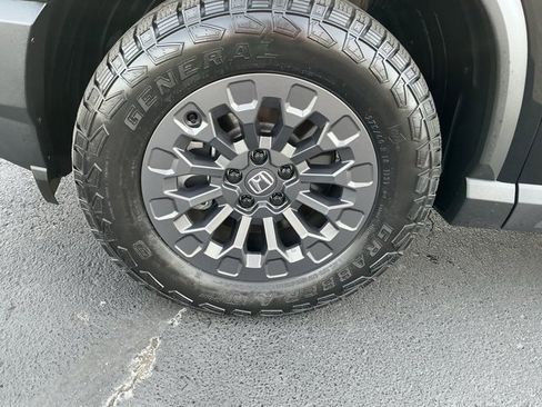 Used 2026 Honda Passport TrailSport image 11