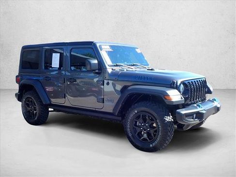 Used 2023 Jeep Wrangler Unlimited AWD/4WD image 5
