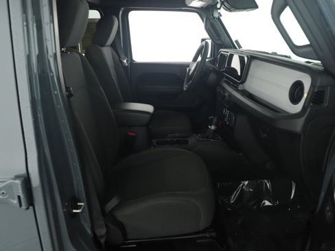 Used 2024 Jeep Wrangler Sport S image 15