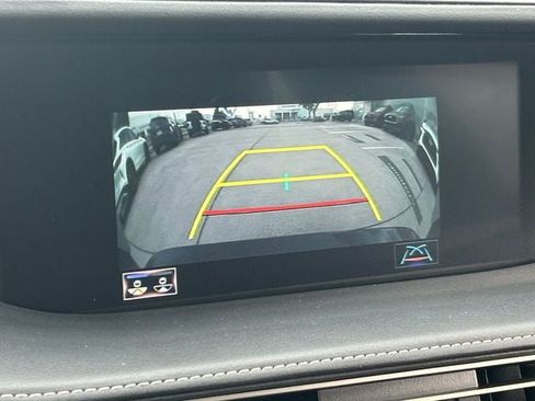 Used 2018 Lexus LS 500 w/ Accessory Package (Z2) RWD image 29