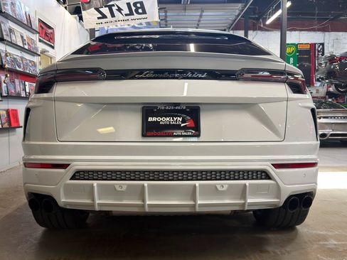 Used 2020 Lamborghini Urus AWD/4WD image 8