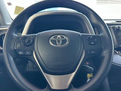 Used 2015 Toyota RAV4 XLE FWD image 26