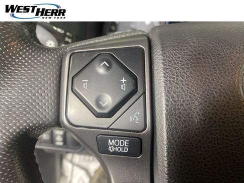 Used 2021 Toyota Tacoma TRD Off-Road AWD/4WD image 12