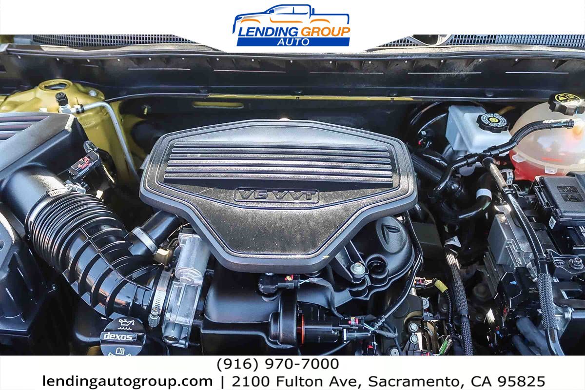 Used 2023 Chevrolet Blazer RS w/ Driver Confidence II Package FWD image 24