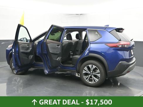 Used 2023 Nissan Rogue SV image 54