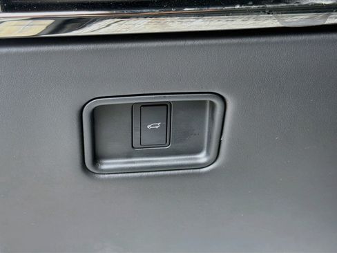 Certified 2025 Land Rover Range Rover Sport Autobiography AWD/4WD image 37