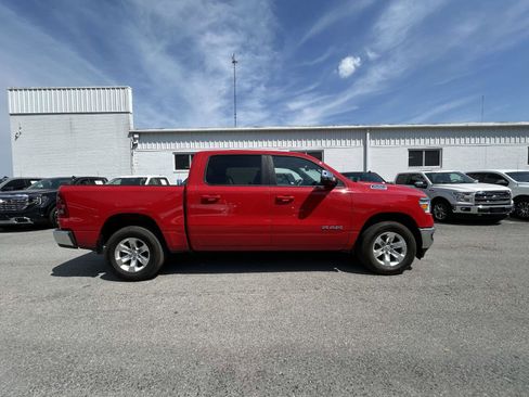 Used 2024 RAM 1500 Laramie AWD/4WD image 2