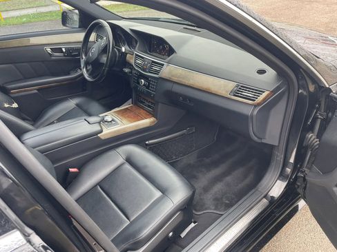 Used 2011 Mercedes-Benz E 350 Sedan image 9