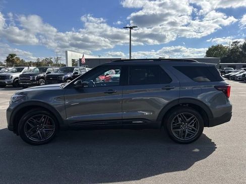 New 2026 Ford Explorer ST w/ Sun And Sound Package image 16