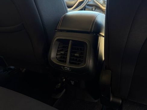 Used 2017 Jeep Cherokee 75th Anniversary FWD image 32