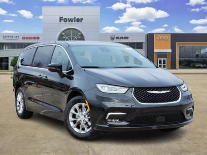 New 2026 Chrysler Pacifica Limited