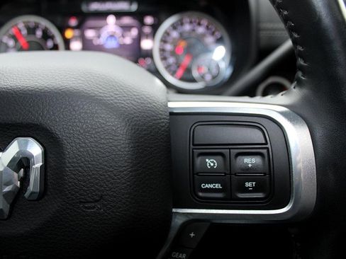 Used 2019 RAM 2500 Laramie image 7