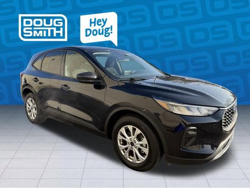 Used 2025 Ford Escape Active FWD image 5