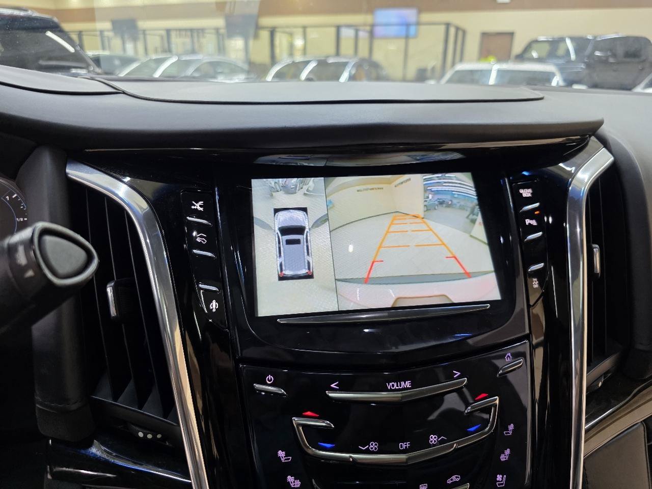 Used 2015 Cadillac Escalade Platinum AWD/4WD image 33